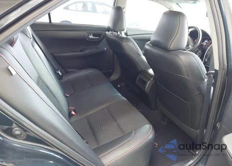 2015 Toyota Camry Se z USA, uszkodzony, nr VIN 4T1BF1FK9FU080613